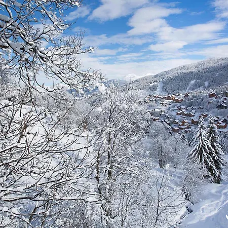 Apartment Chaleureux Sur Pistes - Balcon, 4 Pers, Bien Equipe, Proche Commodites - Fr-1-182-52