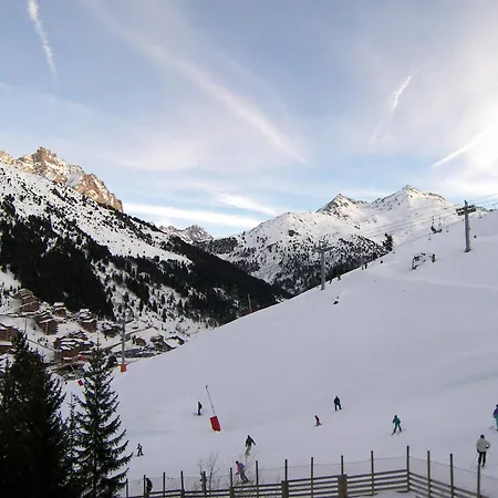 Chaleureux Sur Pistes - Balcon, 4 Pers, Bien Equipe, Proche Commodites - Fr-1-182-52 Apartment Meribel